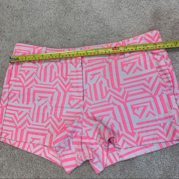 J. Crew neon pink tiki cargo shorts Sz 8 - Picture 8 of 9